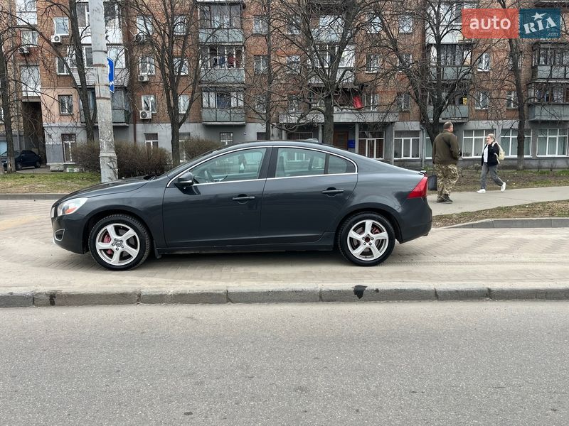 Седан Volvo S60 2011 в Киеве фото 8 Седан Volvo S60 2011 в Киеве
