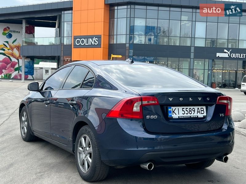 Седан Volvo S60 2011 в Києві
