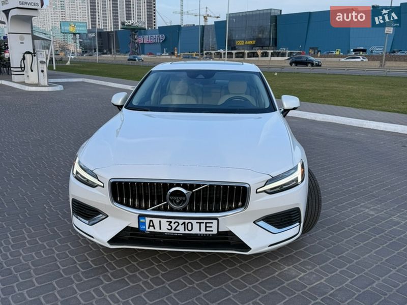 Седан Volvo S60 2020 в Києві