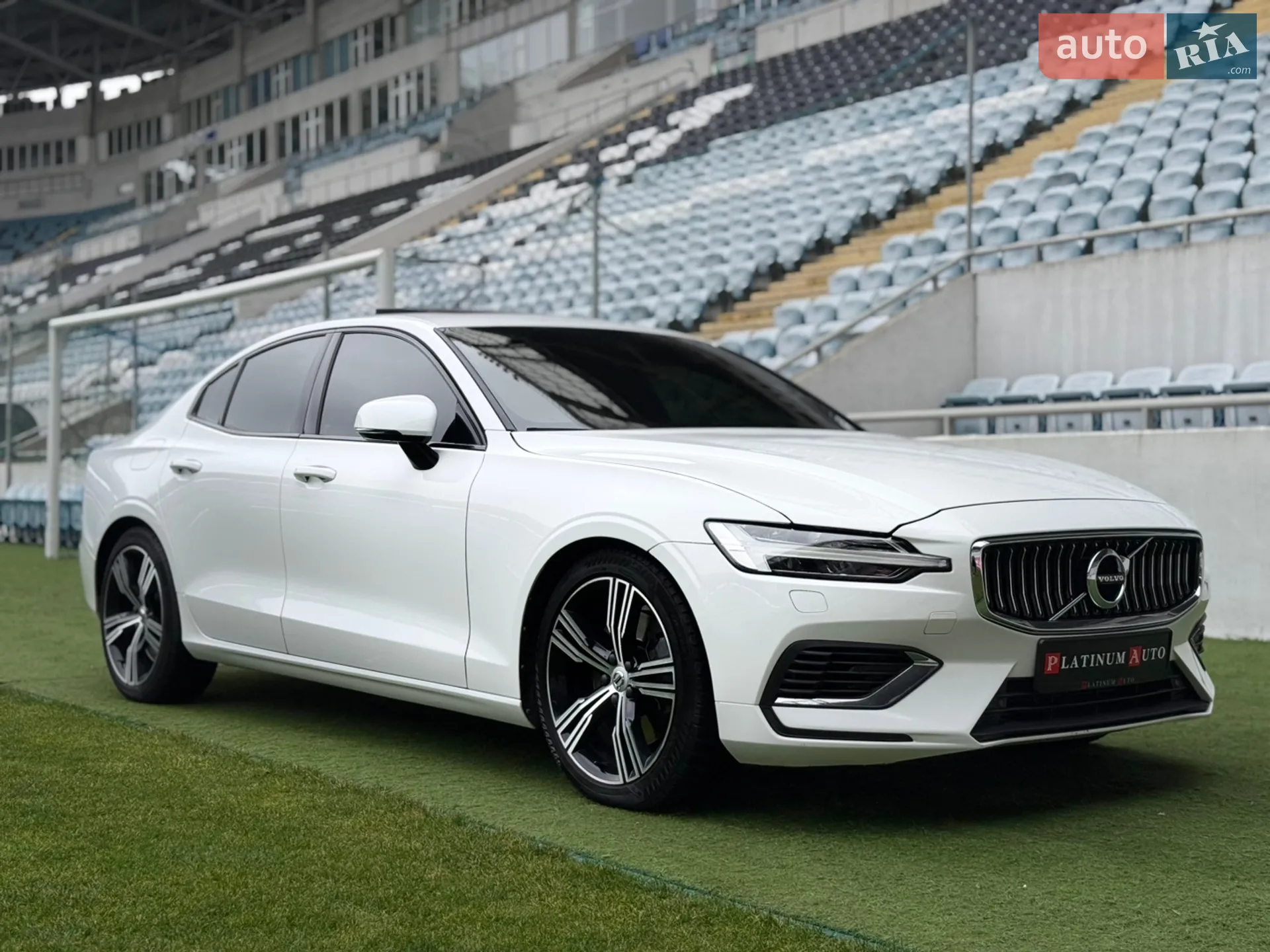 Volvo S60 2020 VIN 7JRZSBMVDLG035120 фото оголошення 5 з 64