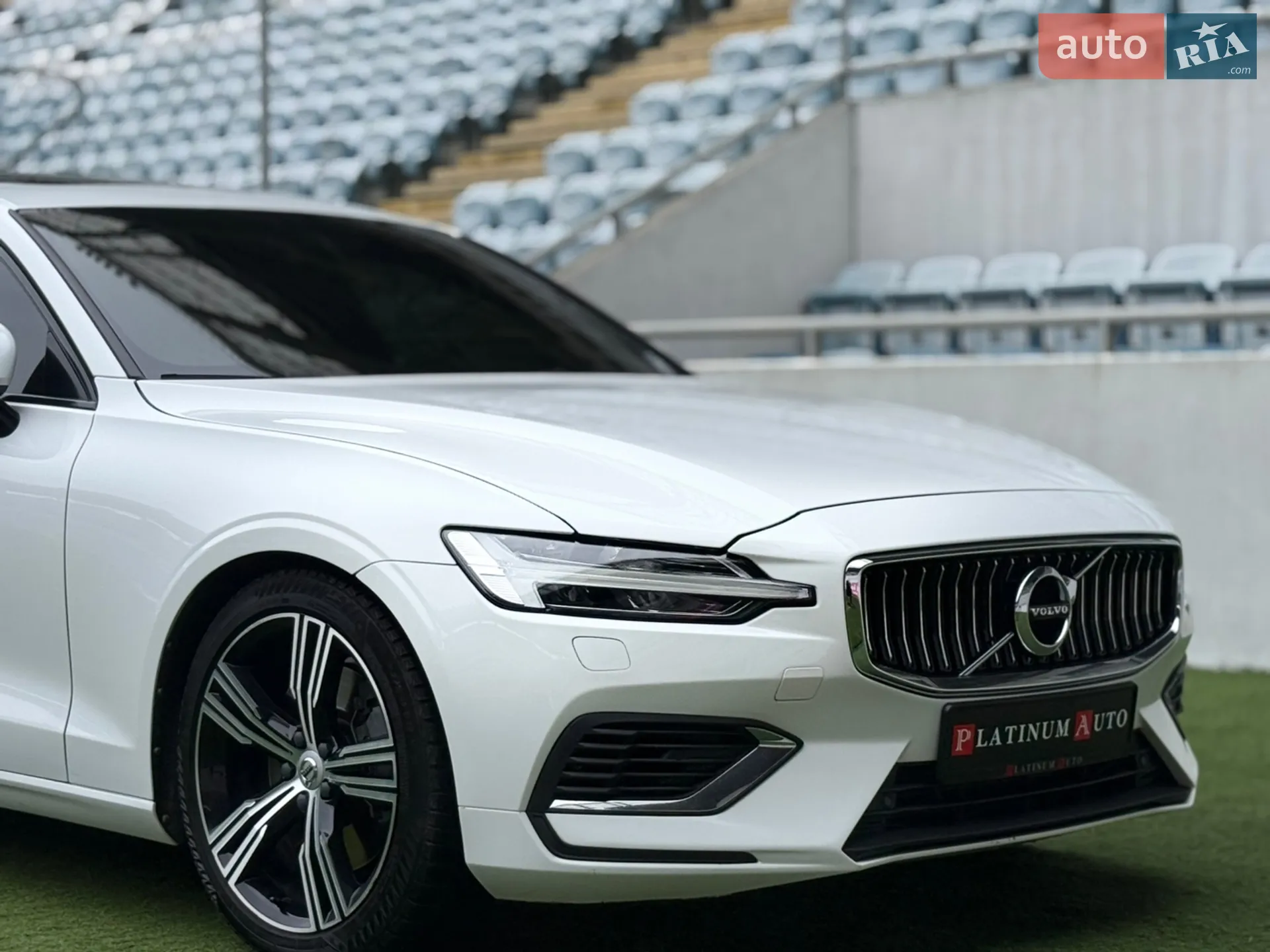 Volvo S60 2020 VIN 7JRZSBMVDLG035120 фото оголошення 6 з 64