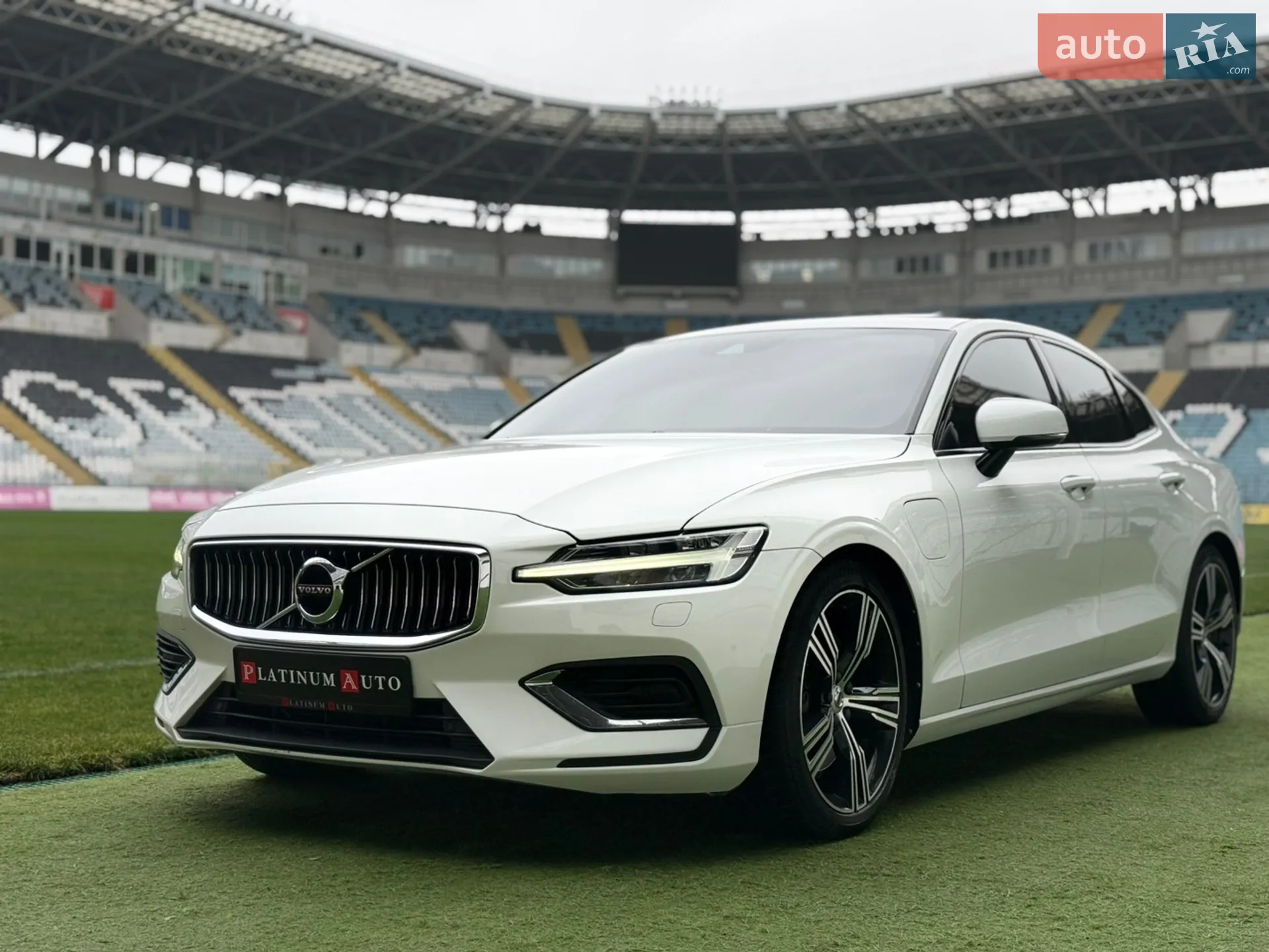 Volvo S60 2020 VIN 7JRZSBMVDLG035120 фото оголошення 11 з 64