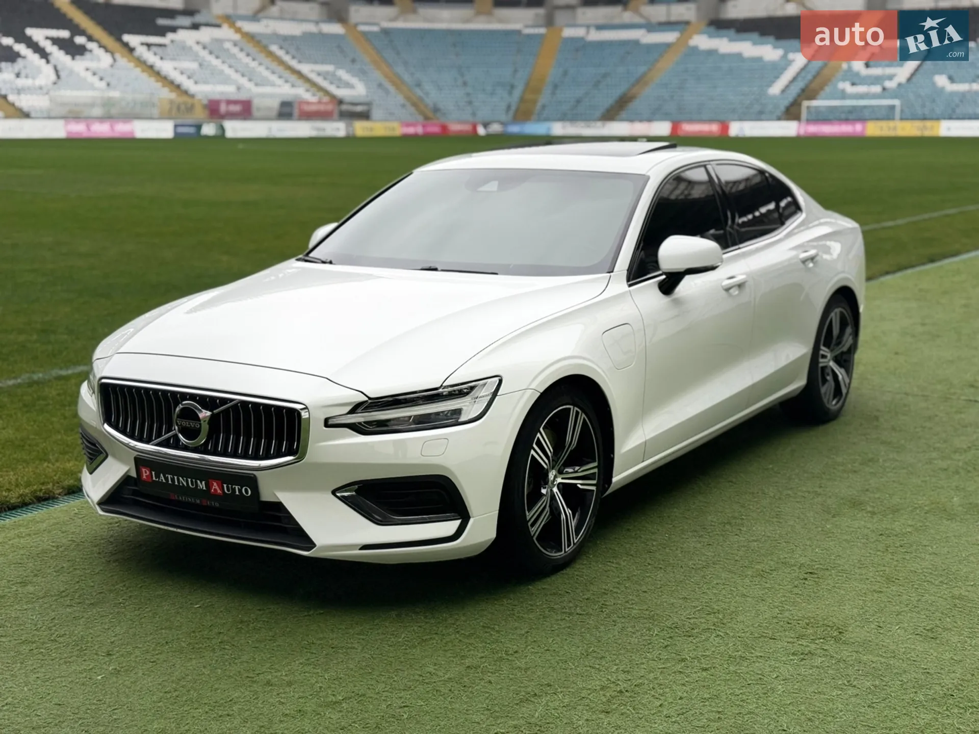 Volvo S60 2020 VIN 7JRZSBMVDLG035120 фото оголошення 14 з 64