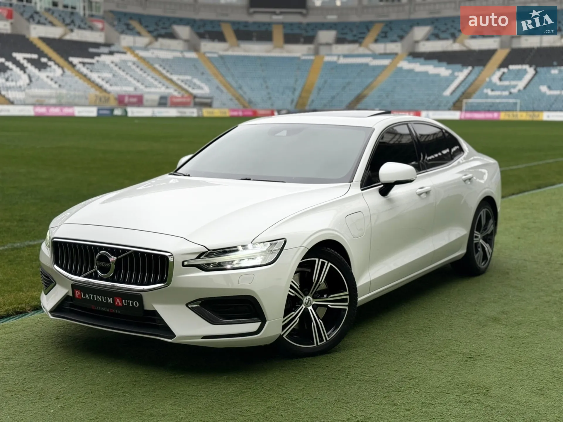 Volvo S60 2020 VIN 7JRZSBMVDLG035120 фото оголошення 15 з 64
