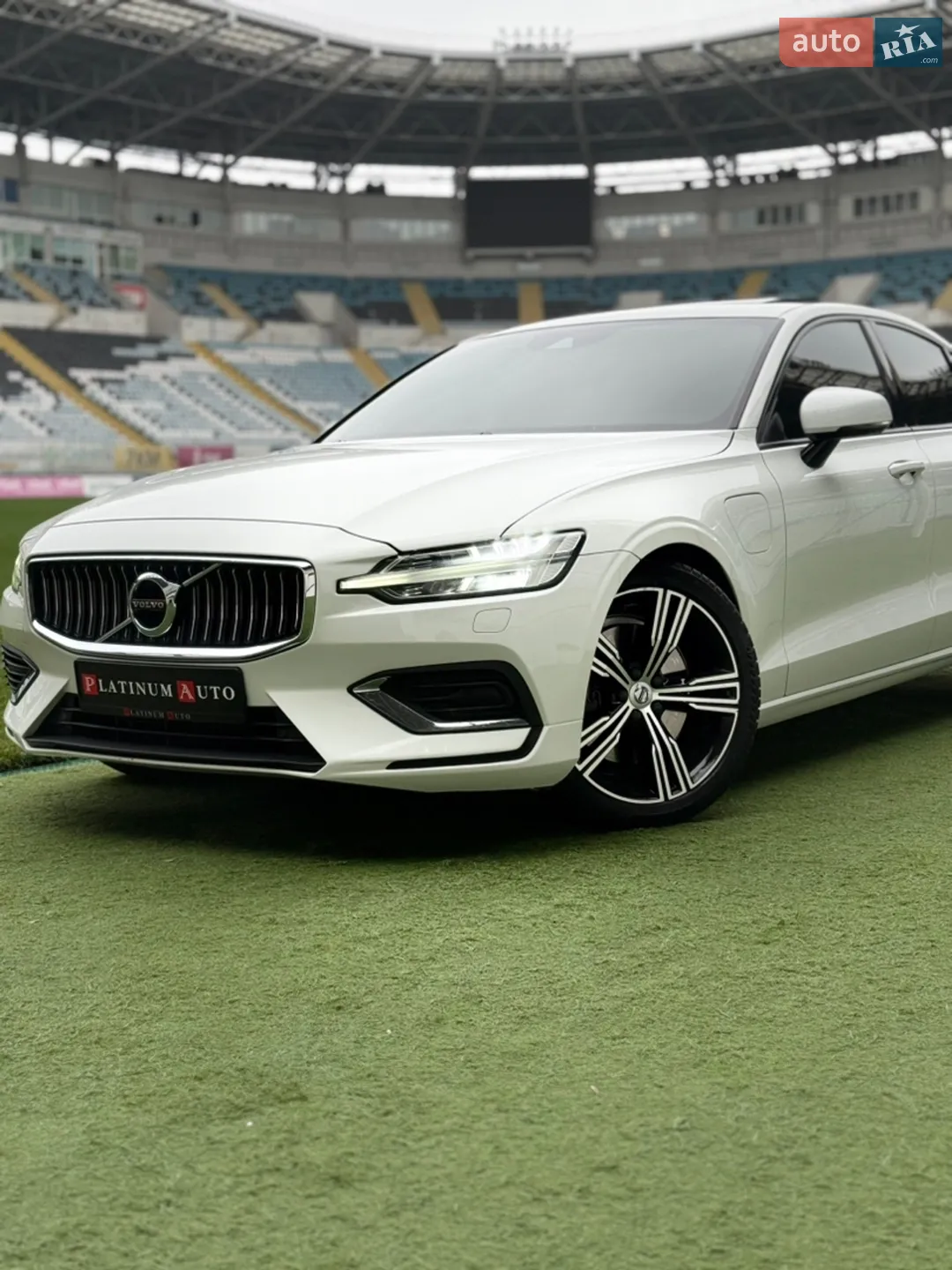 Volvo S60 2020 VIN 7JRZSBMVDLG035120 фото оголошення 19 з 64