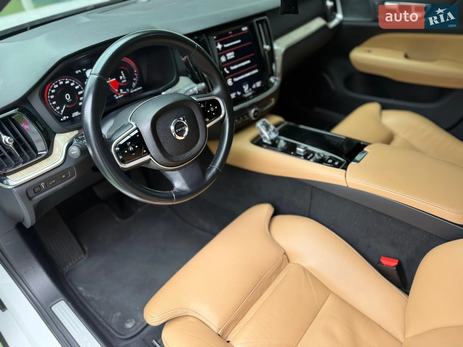 Volvo S60 2020 VIN 7JRZSBMVDLG035120 фото оголошення 38 з 64
