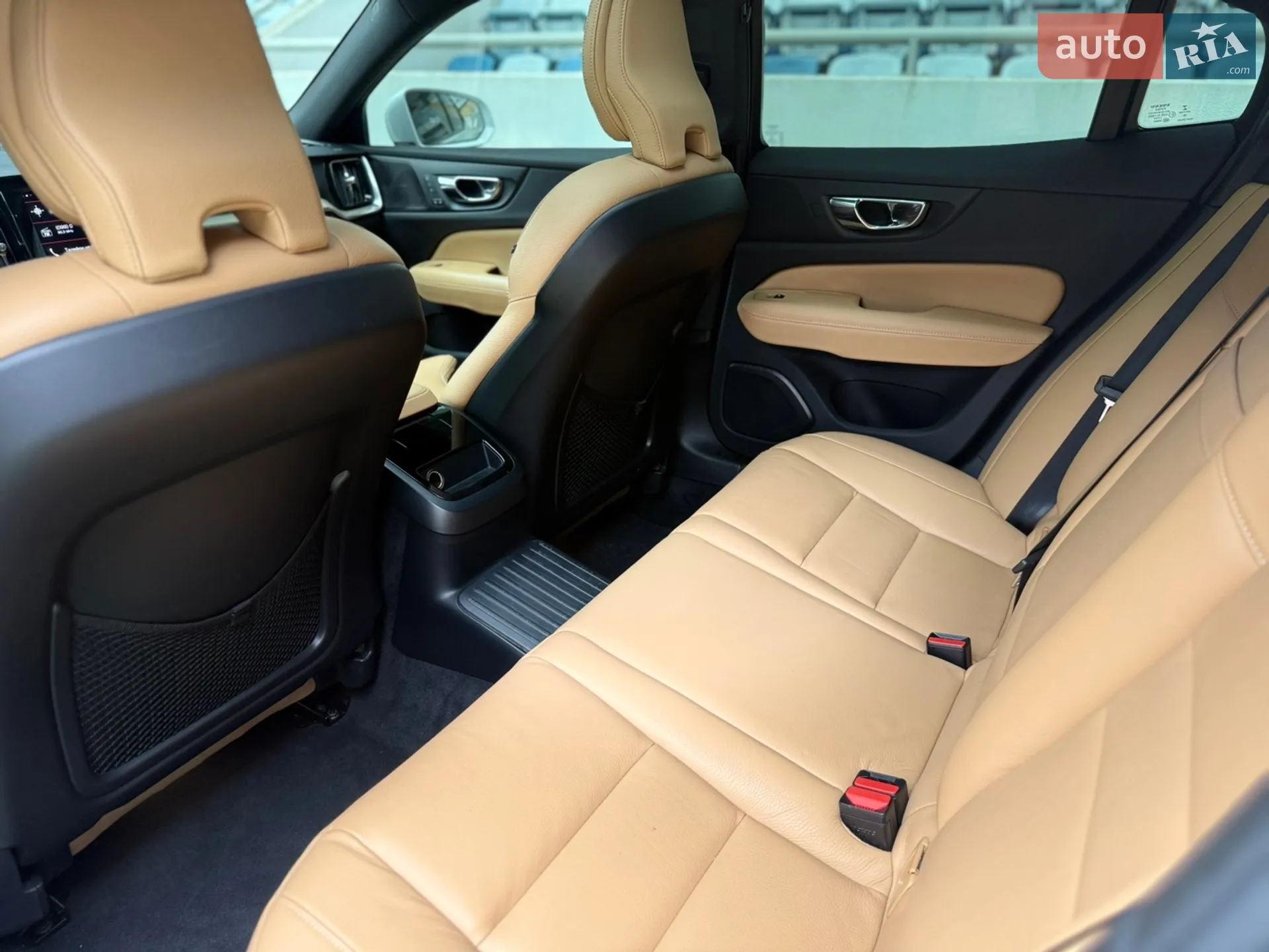 Volvo S60 2020 VIN 7JRZSBMVDLG035120 фото оголошення 45 з 64