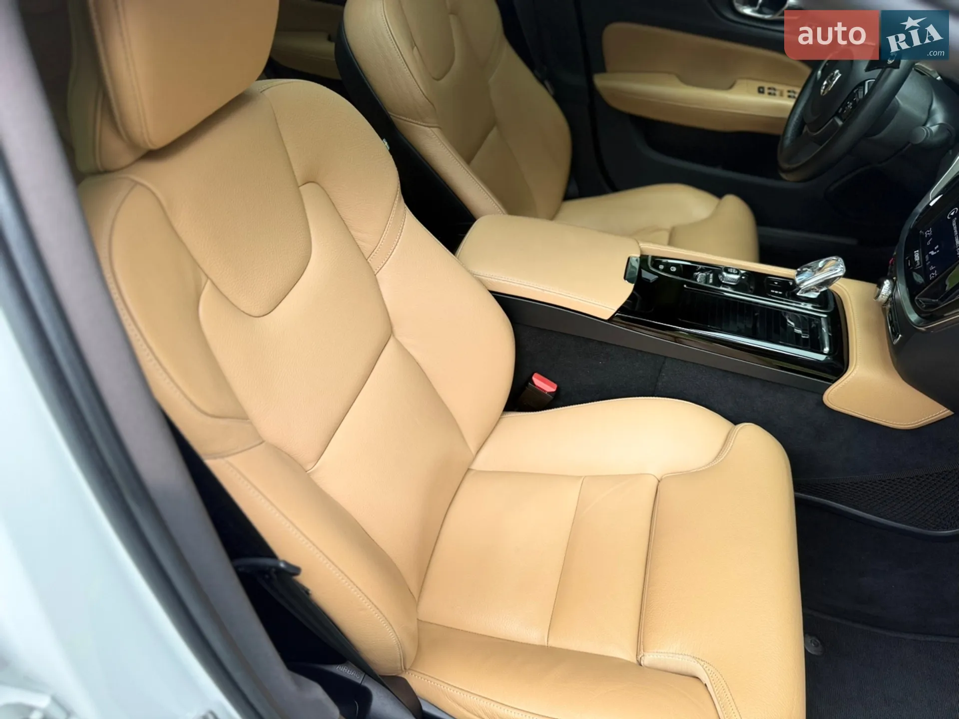 Volvo S60 2020 VIN 7JRZSBMVDLG035120 фото оголошення 58 з 64