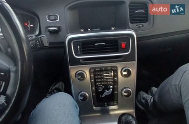 Седан Volvo S60 2014 в Нетішині
