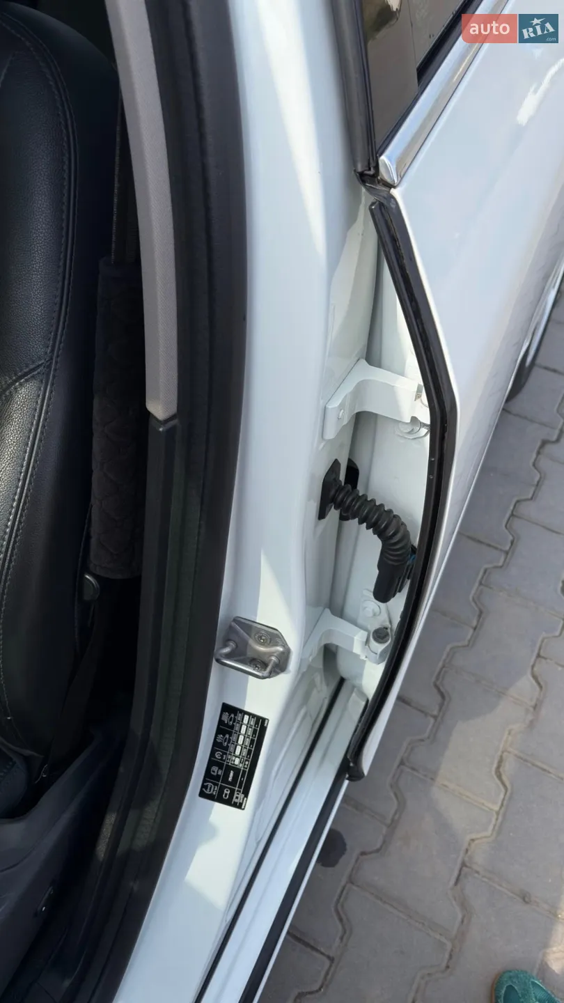 2017 Volvo S60 - мініатюра 8