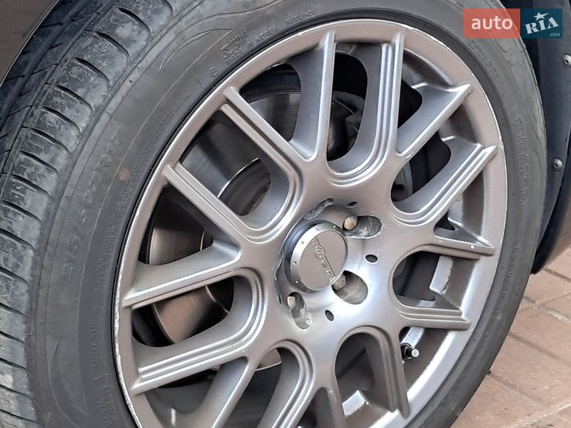 Седан Volvo S60 2013 в Києві