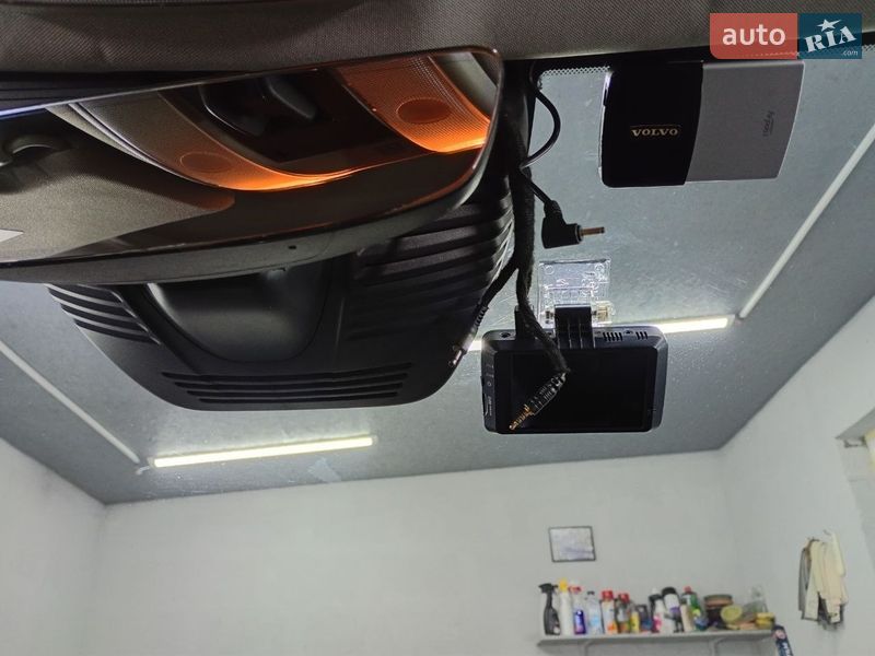 Седан Volvo S60 2015 в Рівному