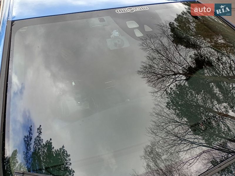 Седан Volvo S60 2015 в Рівному