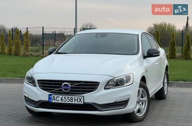 Седан Volvo S60 2015 в Луцьку
