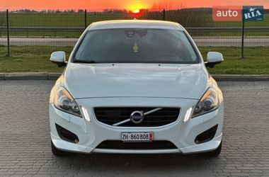 Седан Volvo S60 2010 в Бродах
