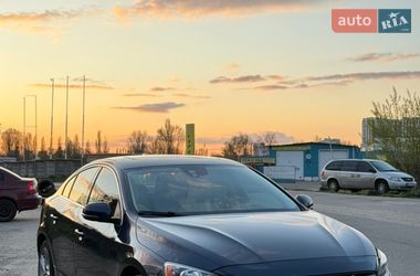Седан Volvo S60 2015 в Києві