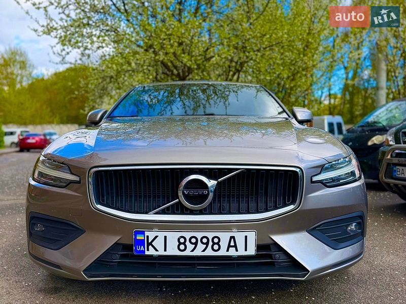 Volvo S60 2020