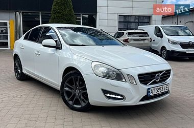 Седан Volvo S60 2011 в Ивано-Франковске