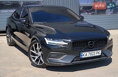 Седан Volvo S60 2020 в Виннице