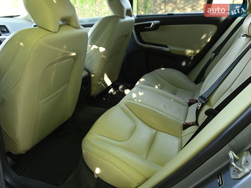 Седан Volvo S60 2017 в Бердичеве