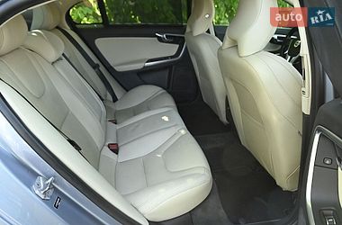 Седан Volvo S60 2017 в Бердичеве