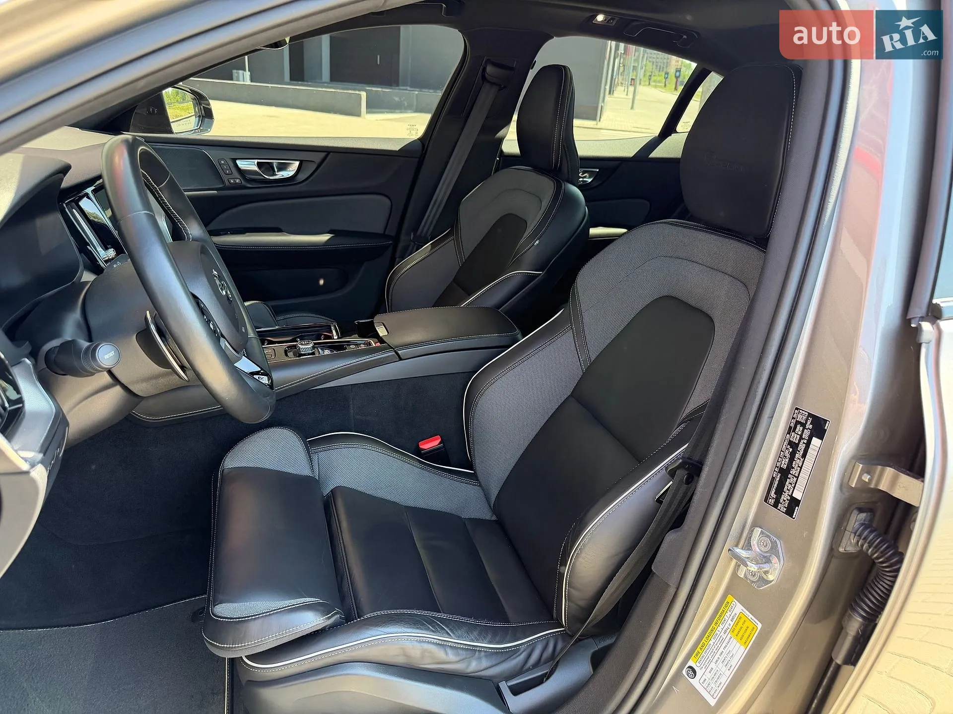 2019 Volvo S60 - мініатюра 46