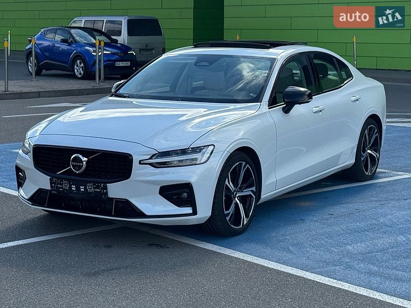 Volvo S60 2024