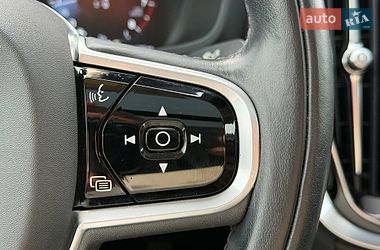 Седан Volvo S60 2019 в Киеве