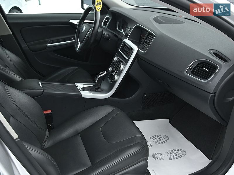 Седан Volvo S60 2018 в Бердичеве