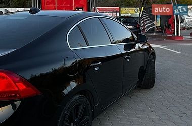 Седан Volvo S60 2012 в Тернополі