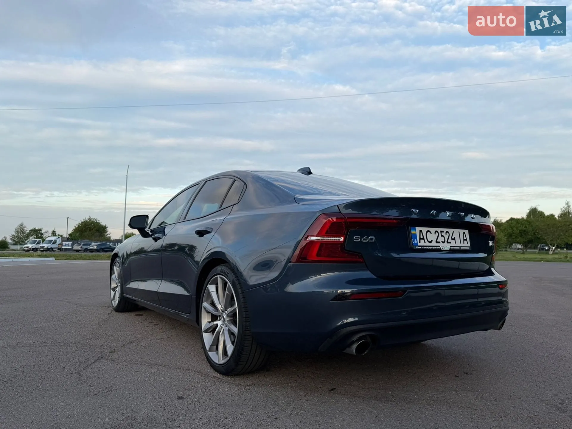 2019 Volvo S60 - мініатюра 12