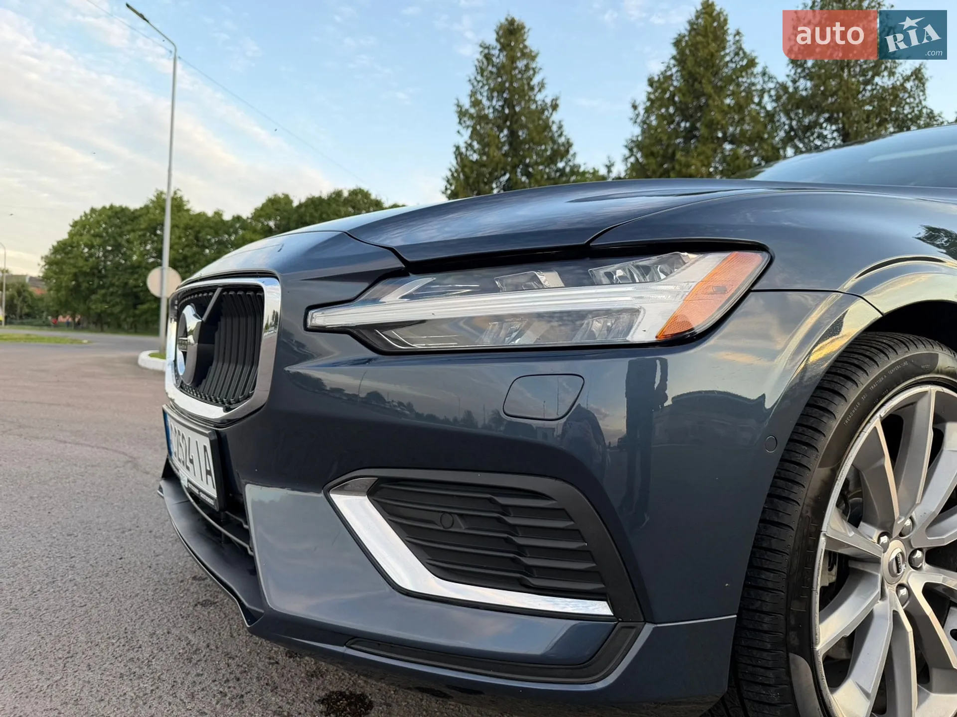 2019 Volvo S60 - мініатюра 17