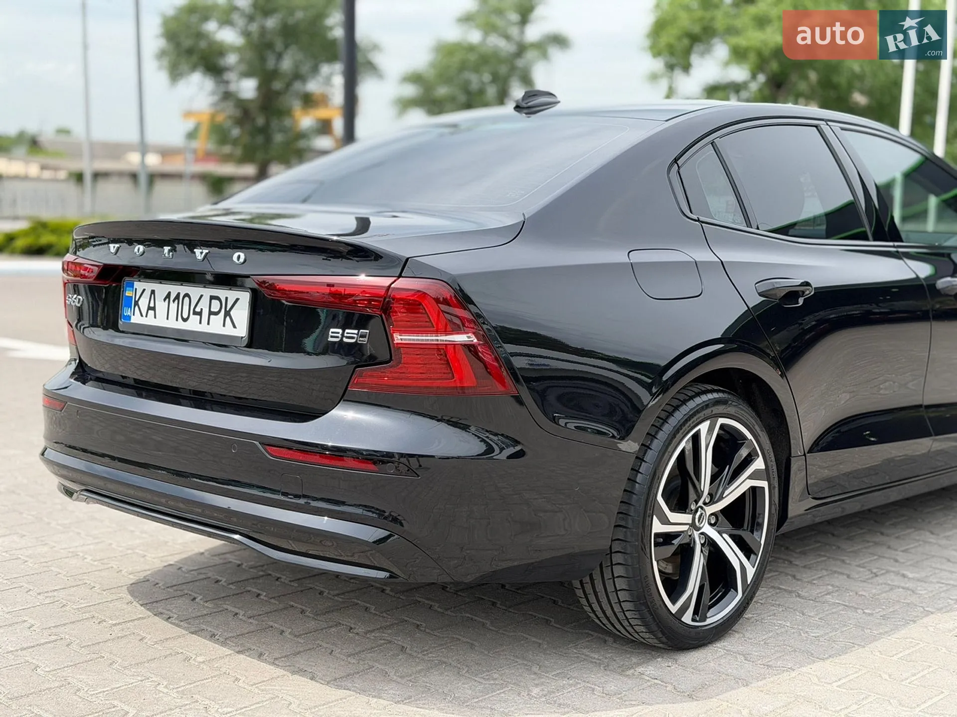 2023 Volvo S60 - мініатюра 19
