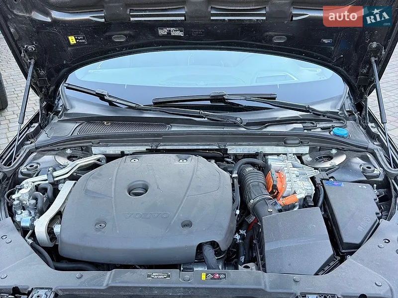 Volvo S60 2021 VIN 7JRBR0FM1MG113074 фото оголошення 18 з 55