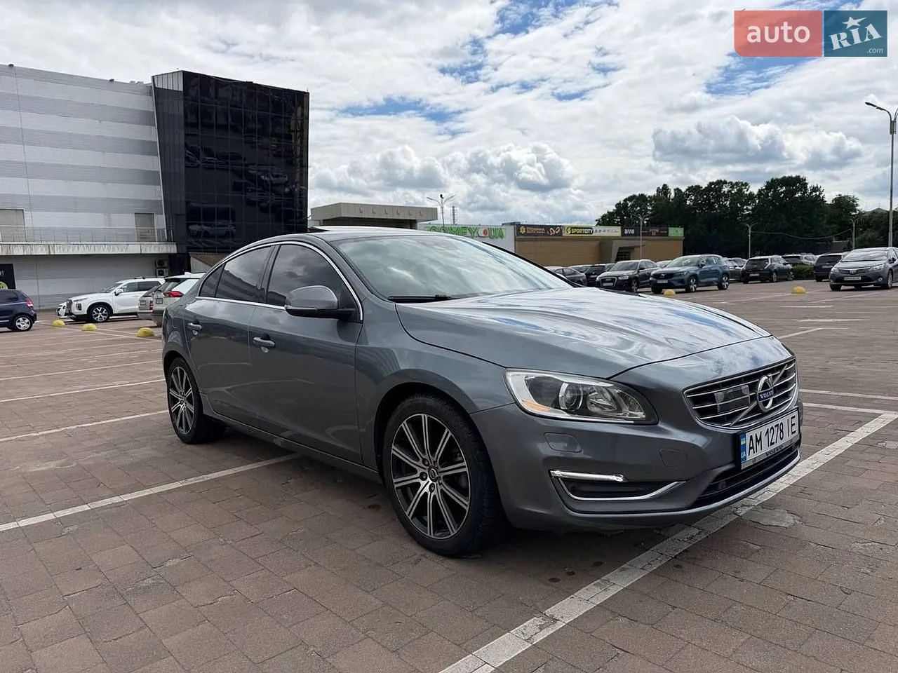2017 Volvo S60 - мініатюра 22