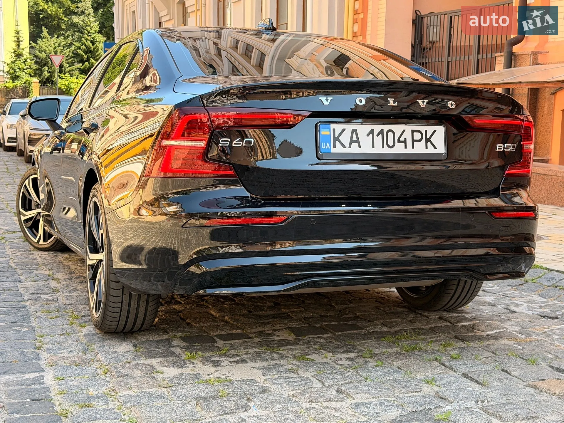 2023 Volvo S60 - мініатюра 6