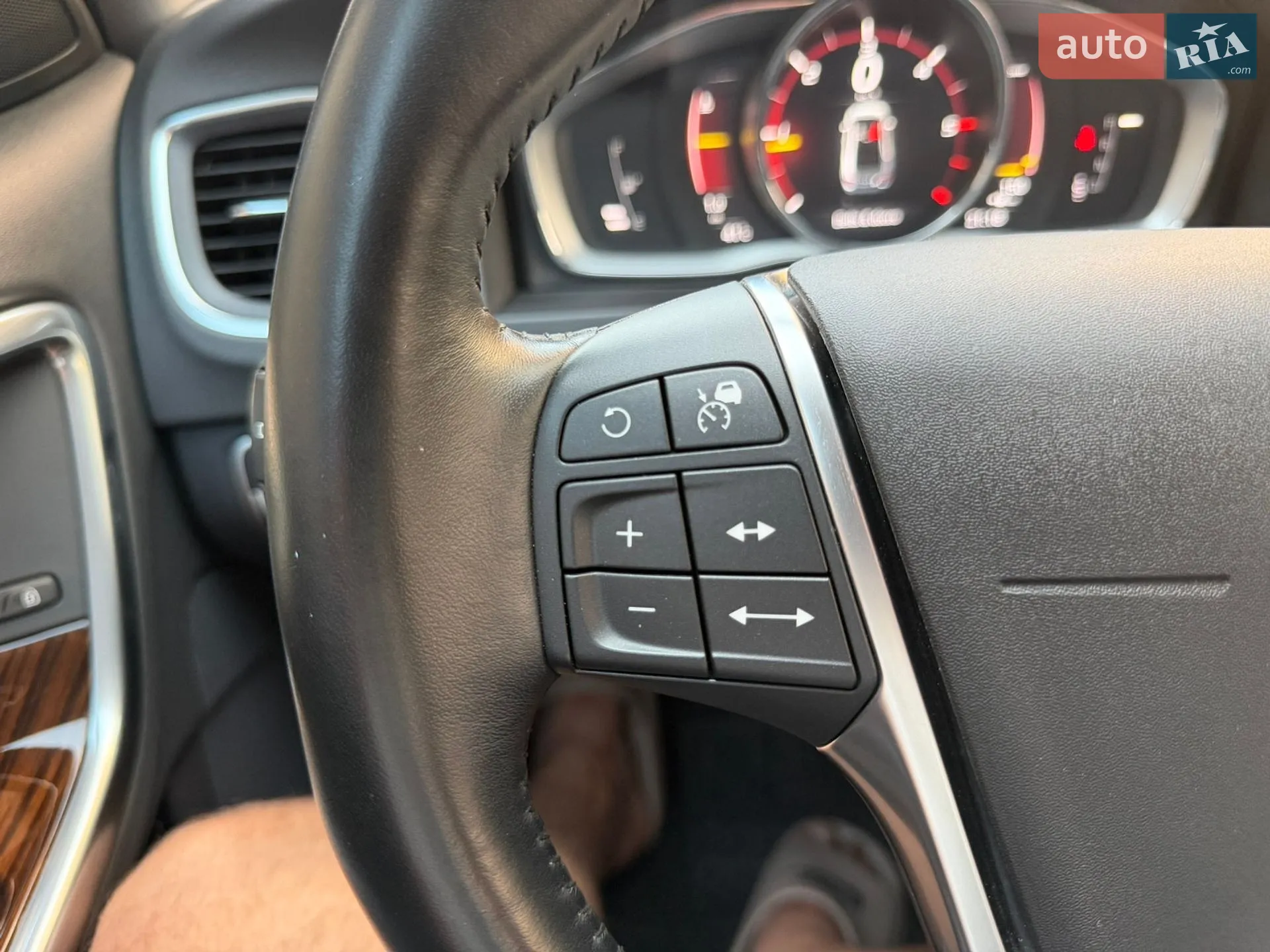 2018 Volvo S60 - мініатюра 25