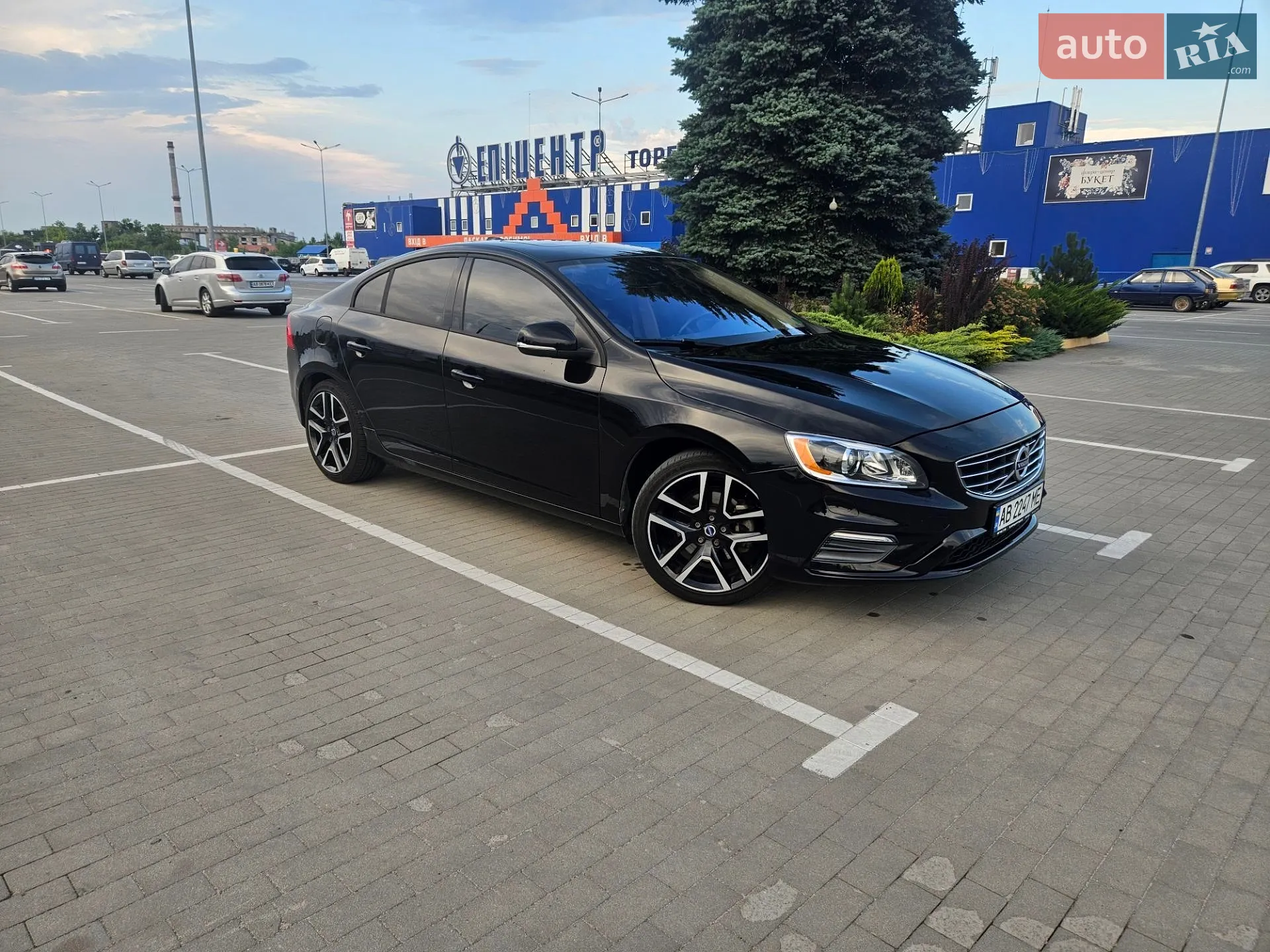 2018 Volvo S60 - мініатюра 16