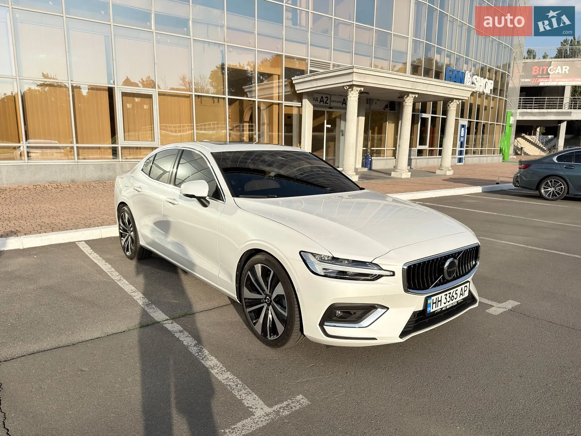 2023 Volvo S60 - мініатюра 11