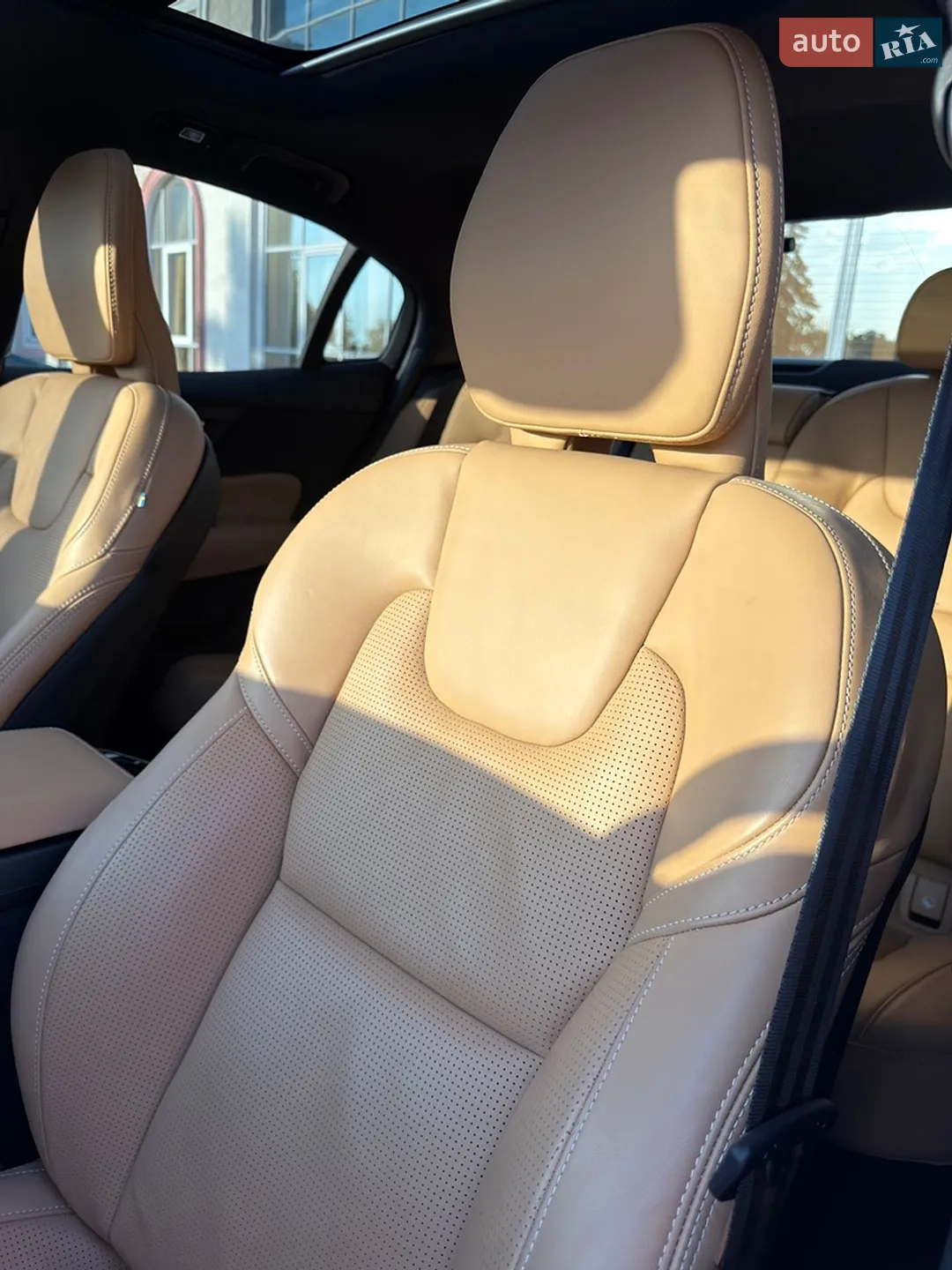 2023 Volvo S60 - мініатюра 25