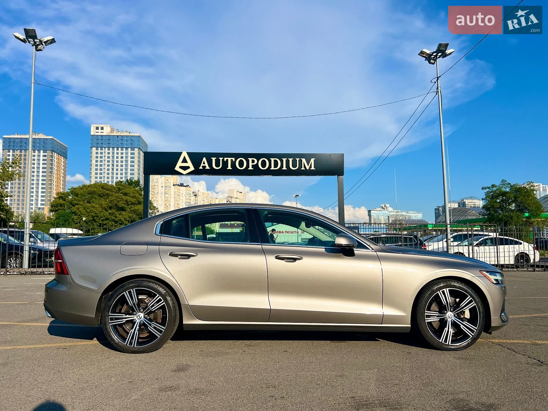 2019 Volvo S60 - мініатюра 11