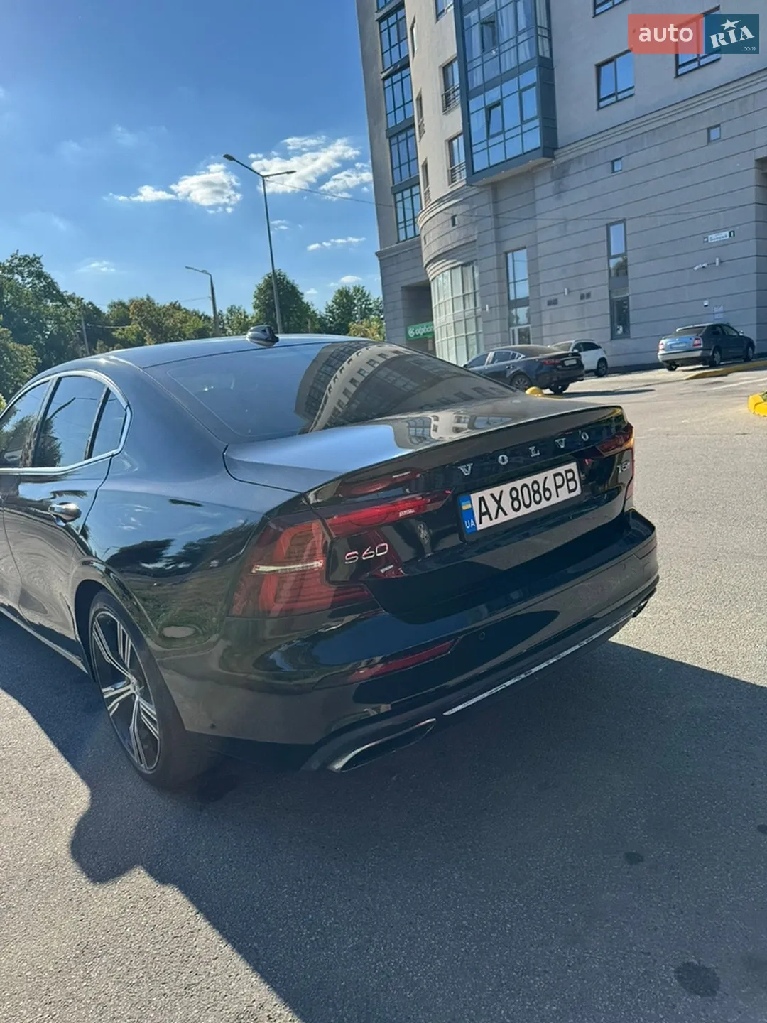 2019 Volvo S60 - мініатюра 8