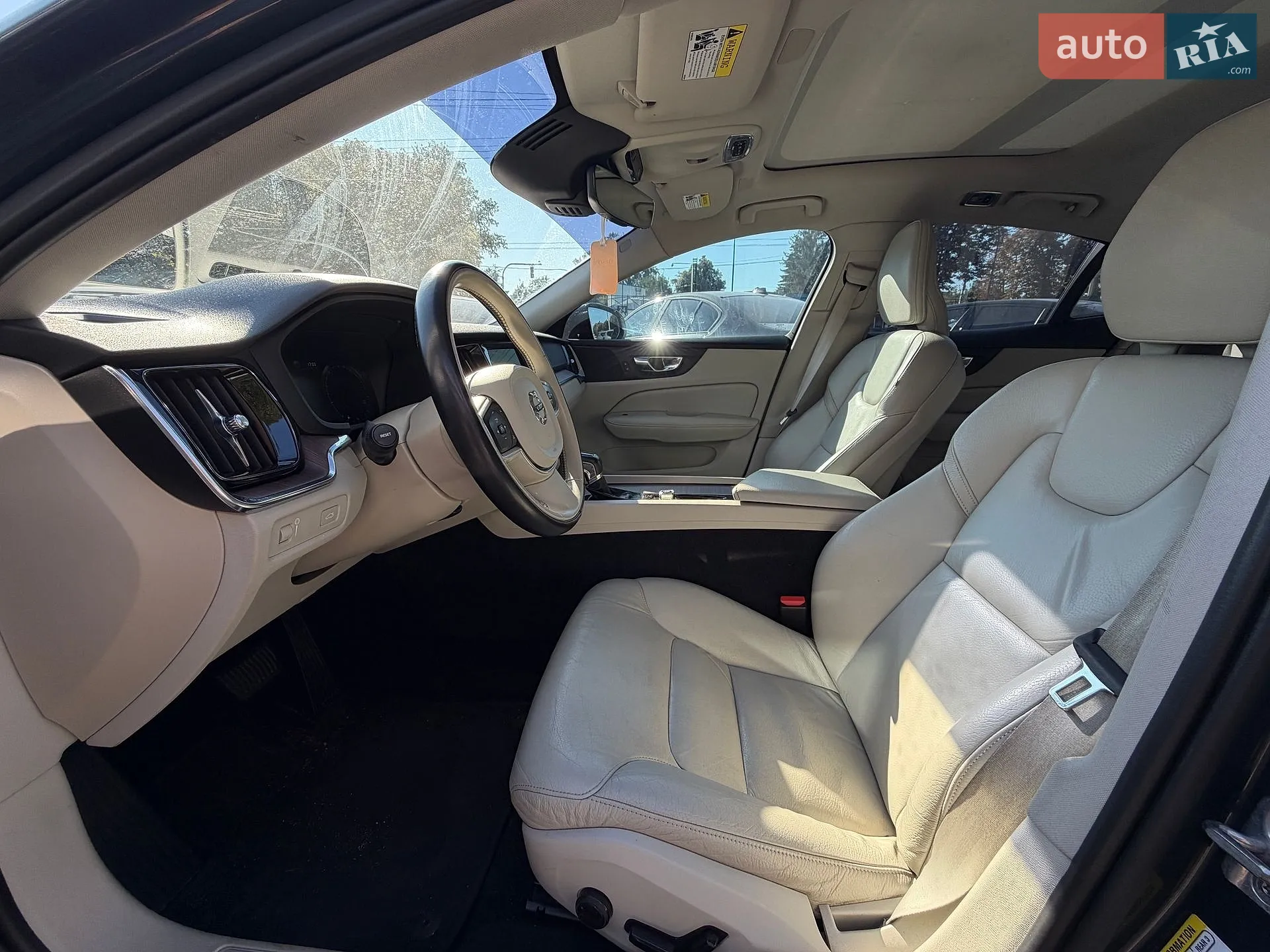 2021 Volvo S60 - мініатюра 13