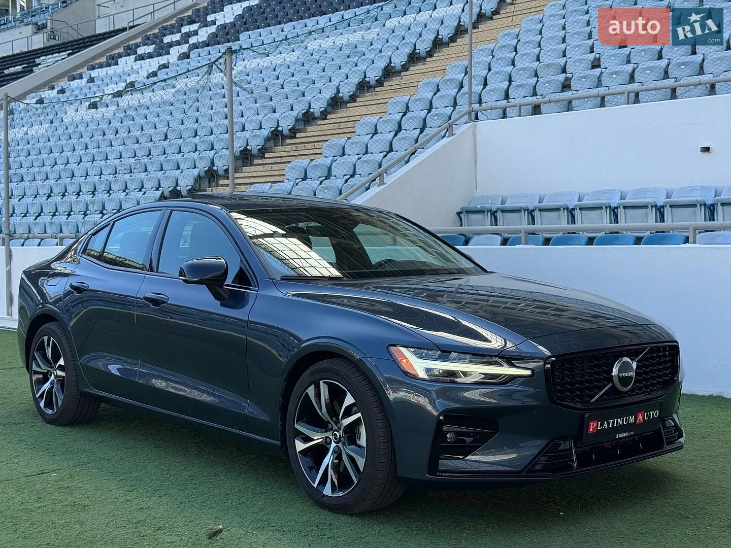 2024 Volvo S60 - мініатюра 8