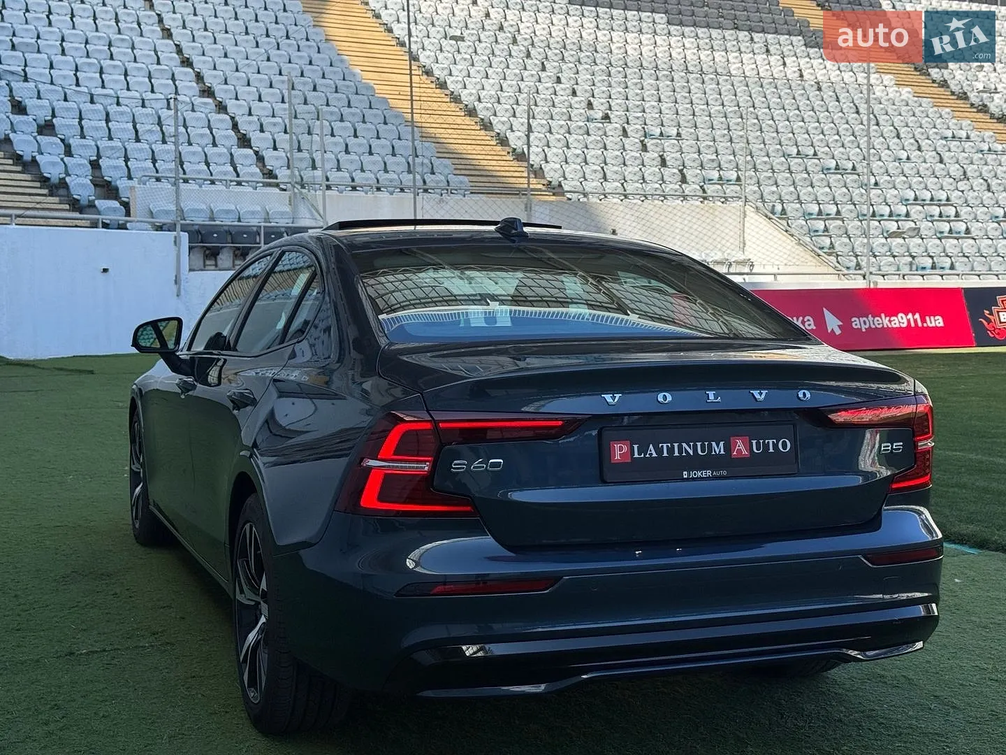 2024 Volvo S60 - мініатюра 13