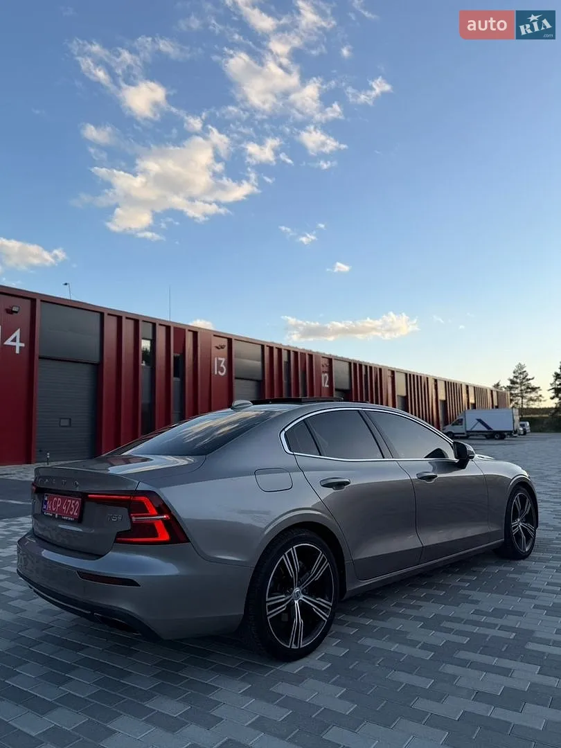 2019 Volvo S60 - мініатюра 10