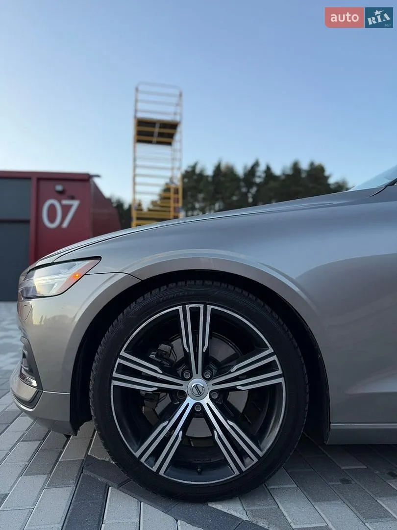 2019 Volvo S60 - мініатюра 11