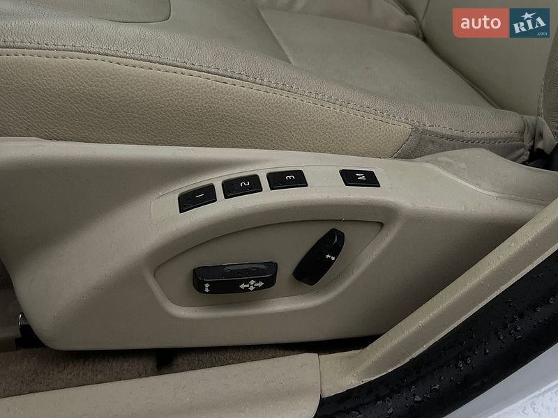 Седан Volvo S60 2014 в Львове