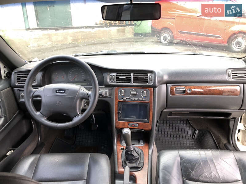 Седан Volvo S70 1997 в Киеве