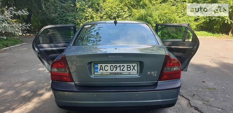 Седан Volvo S80 2002 в Горохові
